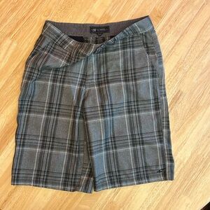 O’Neill men’s shorts